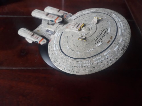 Eaglemoss star trek - star, uss