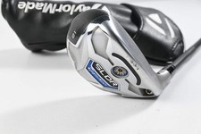 Taylormade SLDR #4 Hybrid / 21 Grad / Regular Flex Fujikura Speeder 82 Schaft