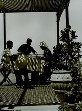 Foto Paul Wolff, Napoli Neapel Campania, Mann und Frau zu Tisch,... - 10506107