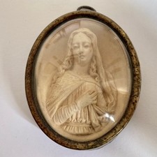 Wallfahrtsandenken, Relief