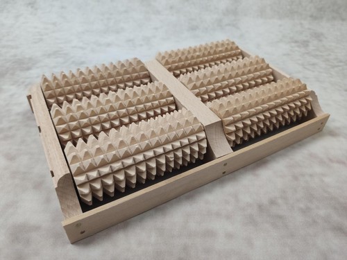 Fußmassageroller aus holz - fußmassageroller,