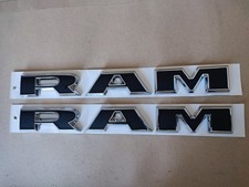 Dodge Ram, Schriftzüge ab