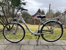 Fahrrad Trekking City Damen 26" Stadt Gepäckträger Aluminium Rubinrot RH 43 cm