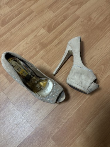 High heel peeptoes beige - &,