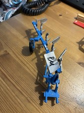 Siku Farmer 2051 Volldrehpflug, Maßstab 1:32