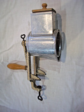 A. S. 802 Reibe Mühle Nußmühle Mandelmühle Trommelreibe Holzdrücker