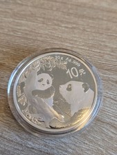 China: 10 Yuan 2021, Panda, BU - Feiner Stempelglanz, original gekapselt.