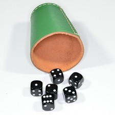 2 Würfelbecher / Knobelbecher