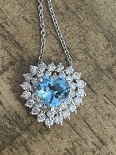 Brillianten Aquamarin