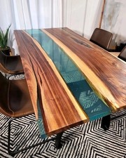 Handgefertigter blauer