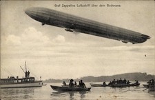 Ak Graf Zeppelins Luftschiff über dem Bodensee, LZ 3, Boote - 11457576