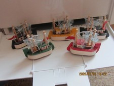 6 kleine Schiffsmodelle  aus