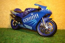 1:18 Yamaha YZR-M1 V.Rossi 46