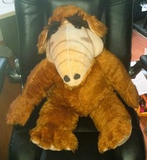 Große Alf Figur sitzend - Kuscheltier Plüschtier Stofftier - ca. 65 cm