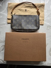 Louis Vuitton Pochette