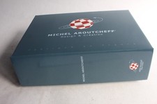 AROUTCHEFF Original Box für