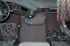 Fußmatten Schwarz/Rot passend