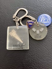 IBM Kleines Konvolut Schlüsselanhänger Button IBM Club