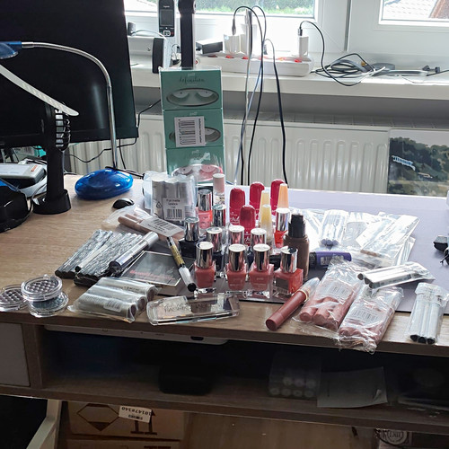 Konvolut aus kosmetik - konvolut, p2