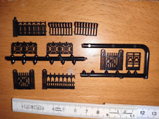 (211) H0 Bastelreste, Zaun / Gartentüren, Gußeisen-Imitation