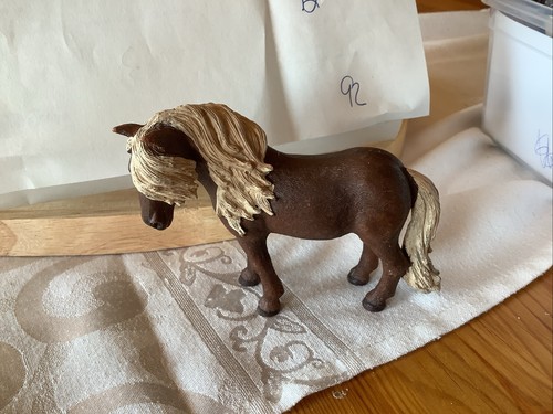 Schleich island pony stute aus - pony,