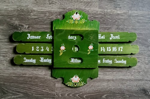 Alter dauerkalender aus holz - aus,