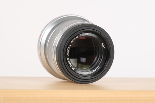 Olympus zuiko 45mm 8 - olympus, m.zuiko