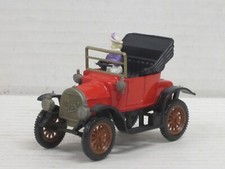 Opel Torpedo 1908 mit Figur in