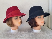 2  Damenhüte -M 57 - Filzhut