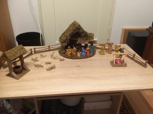 Weihnachtskrippe wie