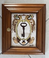 Dekorativer Schlüsselkasten