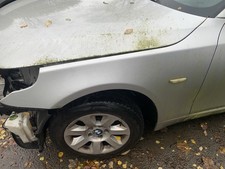 Kotflügel Links  BMW 5 5er E60 Kombi Farbcode 354/7 Titansilber Metallic