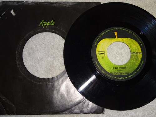 Single plastic ono - plastic, band