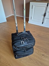 Kenneth Cole Reaction -