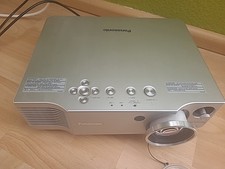 Panasonic PT-AE900E Beamer LCD