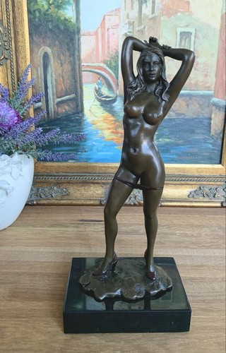 Bronzefigur jungfrau bronze - jungfrau,