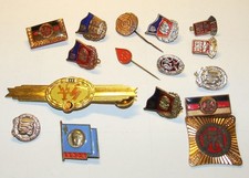 Konvolut diverse Abzeichen aus