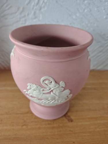 Wedgewood altrosa vintage vase - wedgewood,