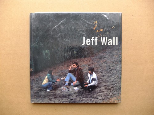 Jeff wall moca scalo - wall, 1997