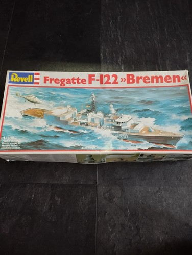 300 revell 05143 fregatte - 1:300,
