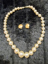 Omas Vintage Schmuck -