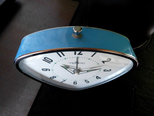 Vintage wecker uhr tischuhr - vintage,