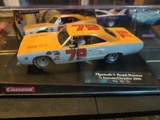 Carrera Evolution 1:32 Plymouth Road Runner No 79,70 Slot Car Rennbahn