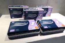 Attends Contour Regular 5