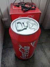 Neuwertiger verpackter thermoelektrischer Coca Cola Heiß Kalt Kühlschrank Dosenform  