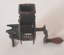 antiker Bohnenschneider 