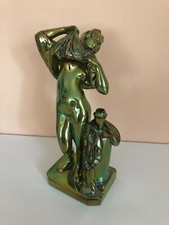 Zsolnay Eosin Akt Figur