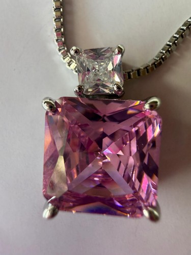 Halskette mit rosa zirkonia - rosa,