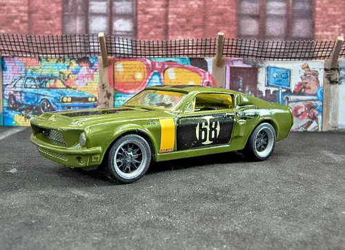 Hot wheels 1968 shelby - 1/64,