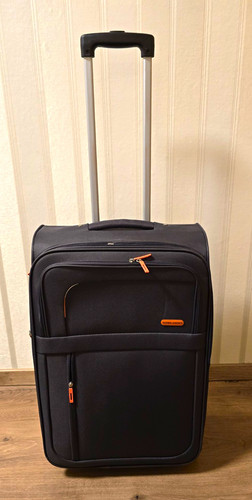 Global agency trolley - global,